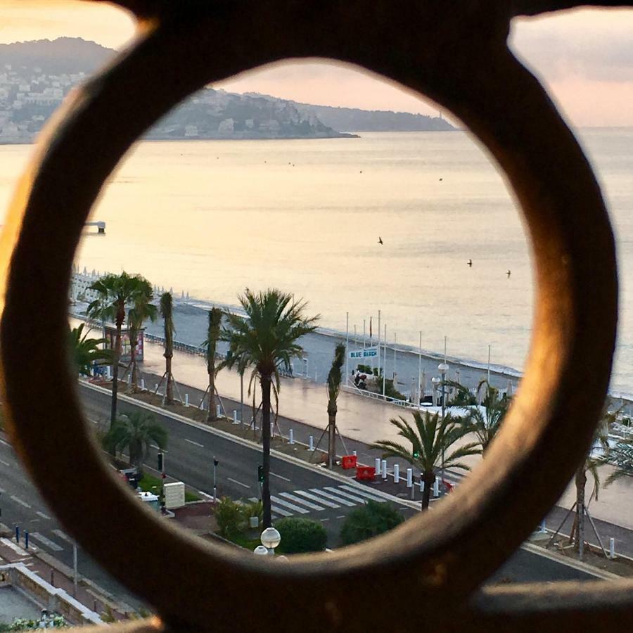 Le Petit Bourgeois De * Nizza